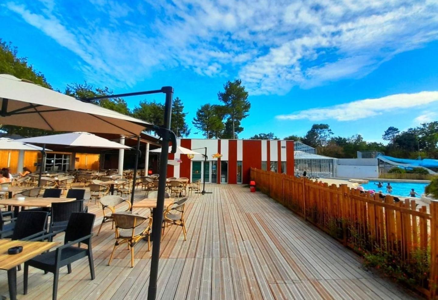 Apartment O Coeur D'eden ,2 Mobilhomes L'original Et Le Bo'aime